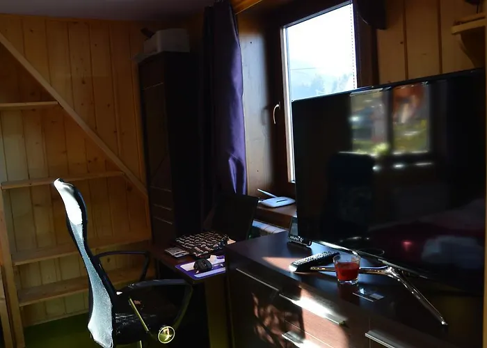 Msc Honeymoon شقة